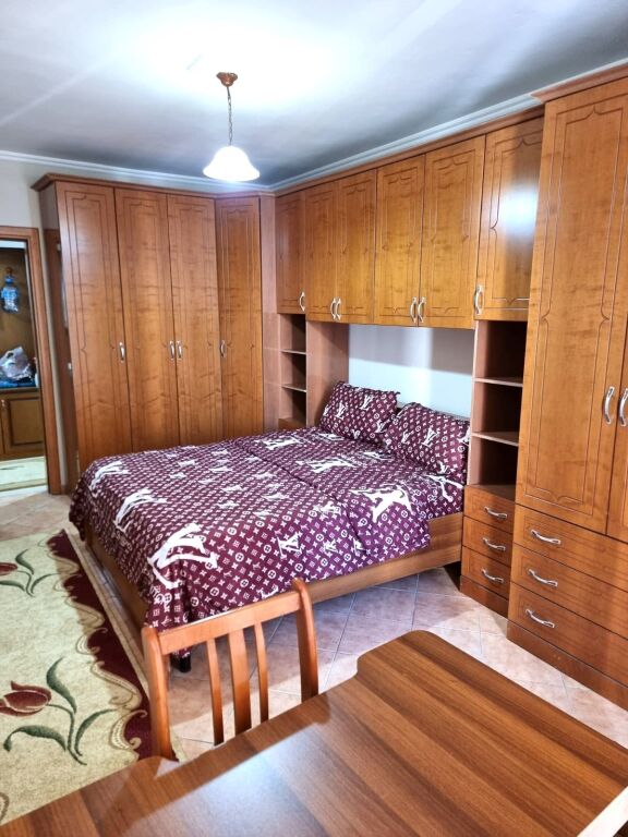 🏡 Affittasi appartamento 2+1 a Yzberisht,, 45.000 lekë / mese