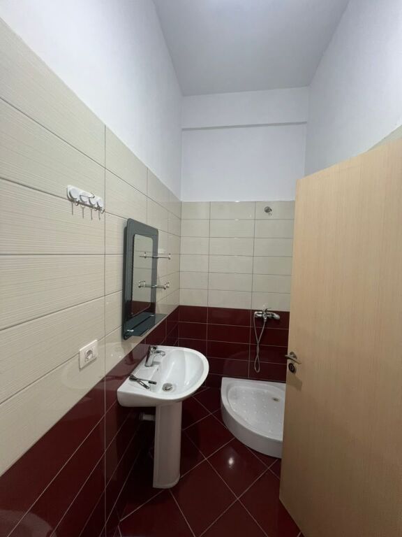 Apartament 1+1 me qera Unaza e Re