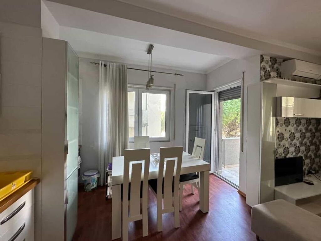 Apartament 1+1 Për Shitje në Shkëmbi i Kavajës, Durrës!
