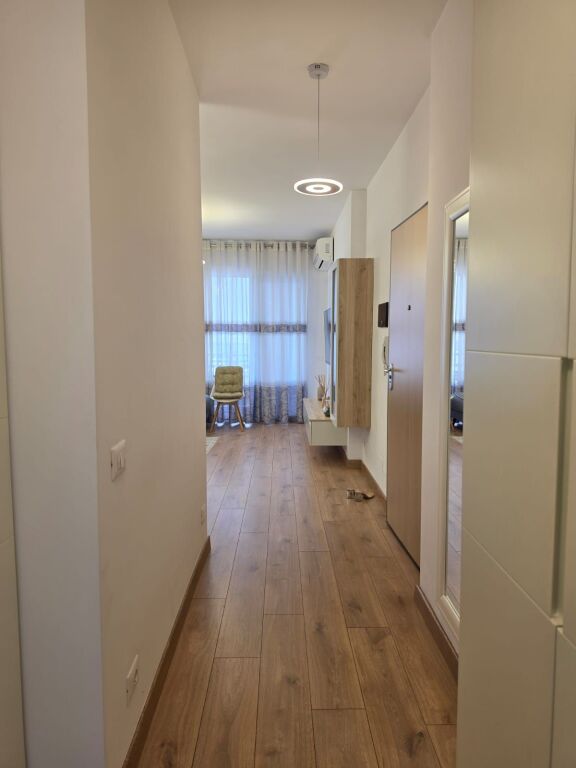 🏡 Jepet me Qira Apartament 1+1 – Pas Globe, Rruga e Kavajës