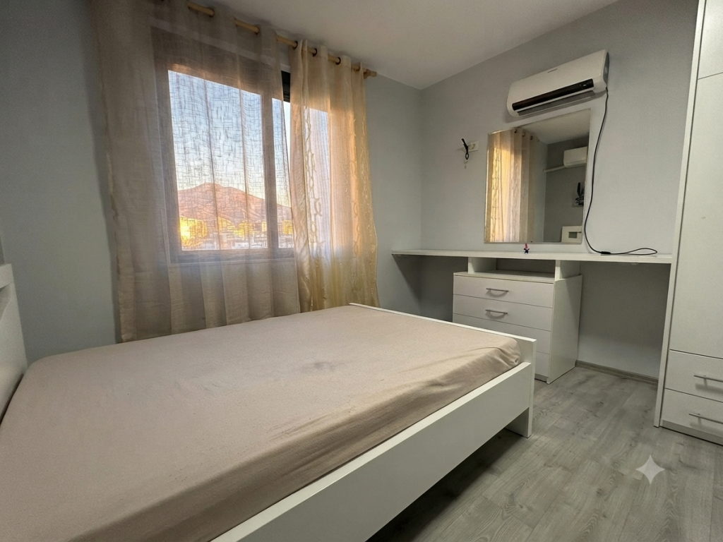 Qera, Apartament 2+1, Ish Parku i Autobuzave, Tirane.