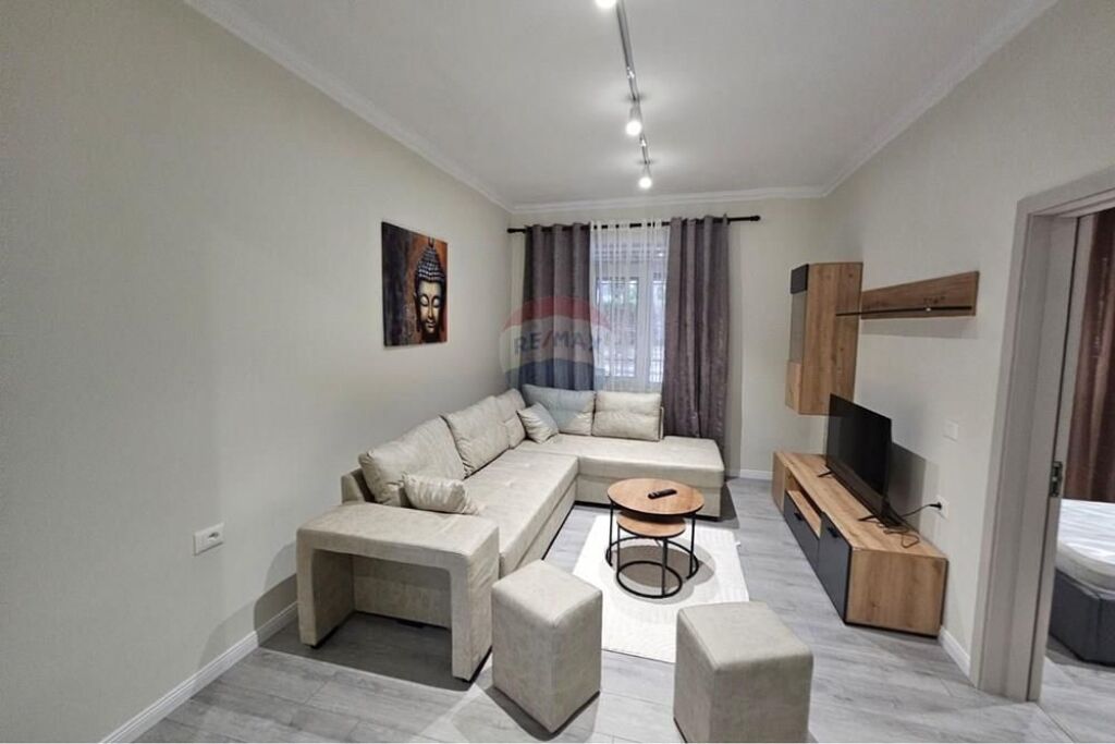 Apartament 2+1 per qira tek Garda!