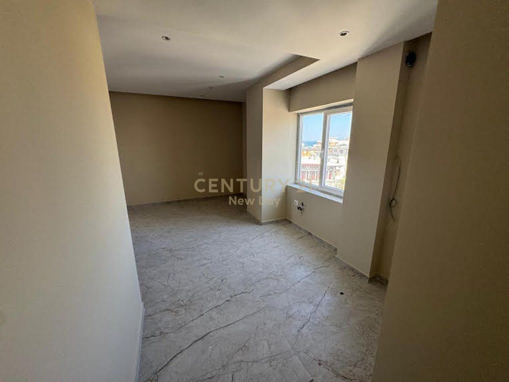 1+1 with sea view in Golem