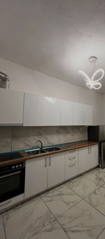 APARTAMENT 2+1. 35000 LEKE.SIRI KODRA