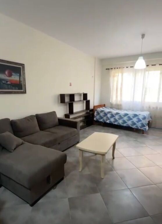 Appartamento 1+1 in affitto ad Astir