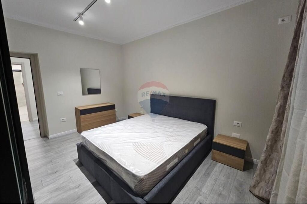 Apartament 2+1 per qira tek Garda!