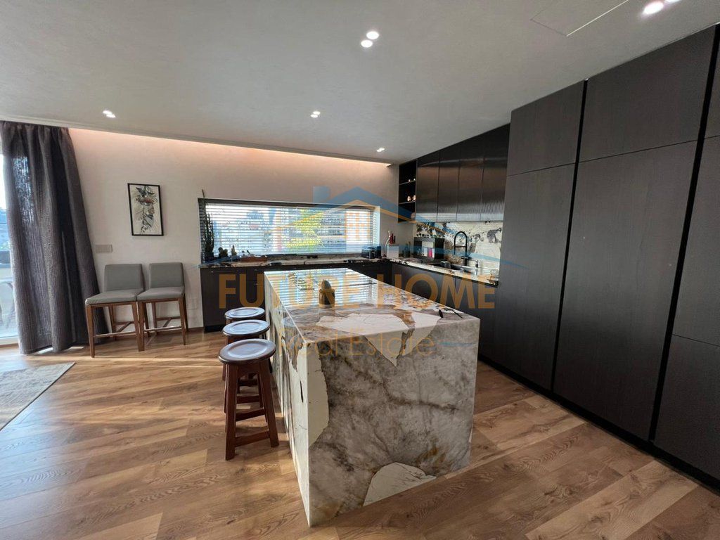 For sale, Sky Villa Penthouse, Bllok
