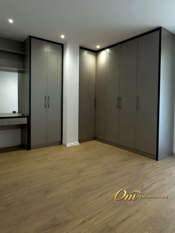 SHITET APARTAMENT 2+1,FRESKU