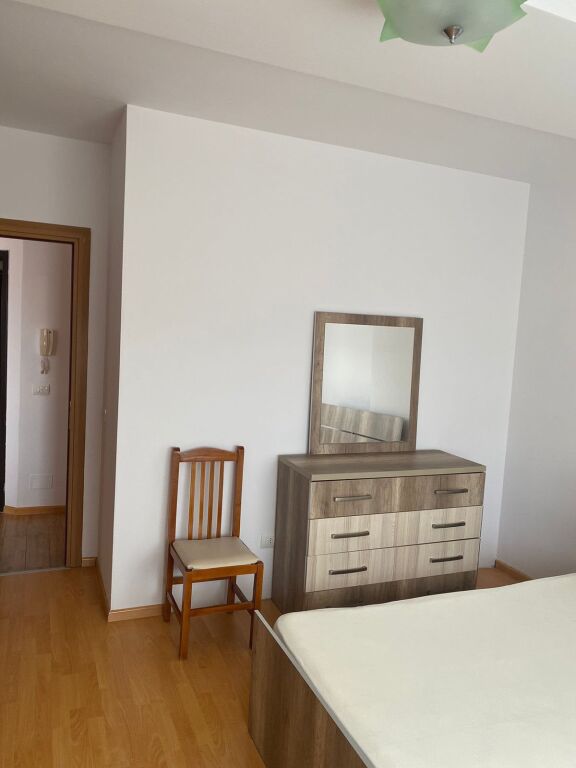Apartament 1+1, Xhamllik!