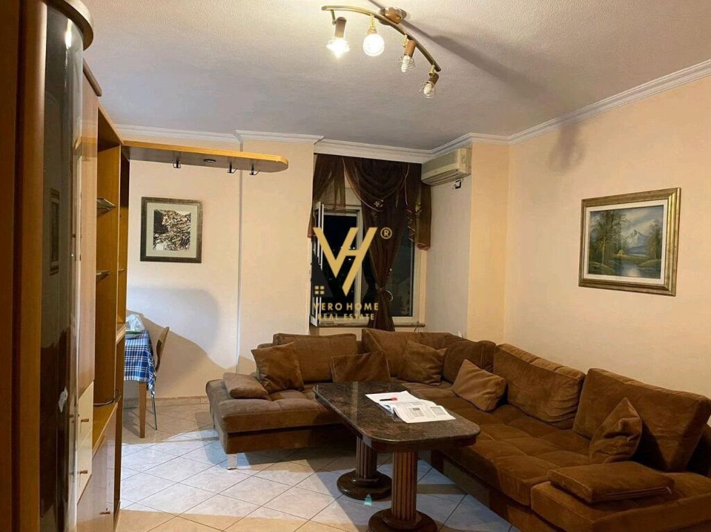 JEPET APARTAMENT 2+1+BLK ME QERA TE STACIONI I TRENIT 750 EURO