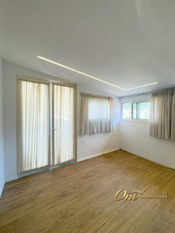SHITET APARTAMENT 2+1,FRESKU