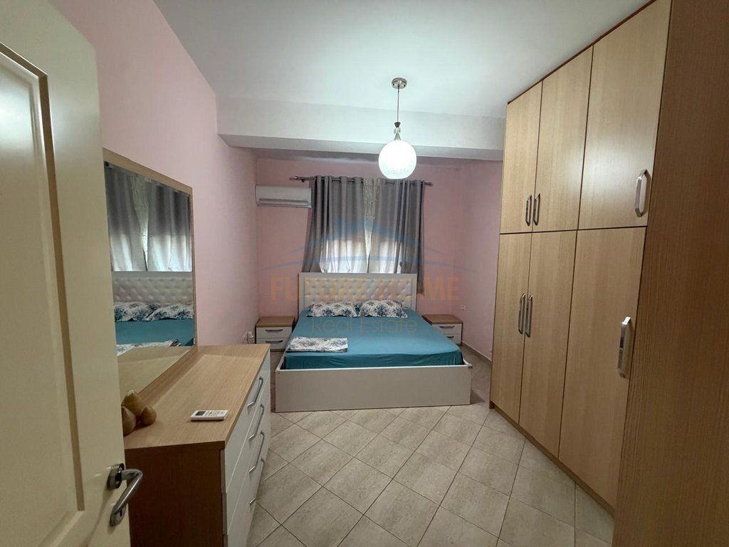 SHITET APARTAMENT 2+1 , LIQENI I THATE