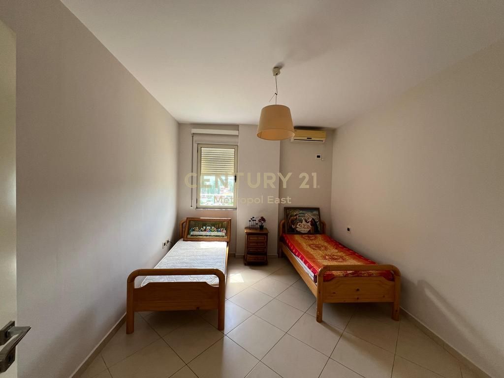 Appartamento 2+1 con Veranda in Affitto – Misto Mame, Tirana
