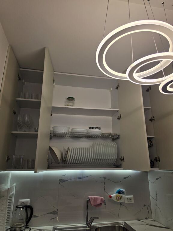 🏡 Jepet me Qira Apartament 1+1 – Pas Globe, Rruga e Kavajës