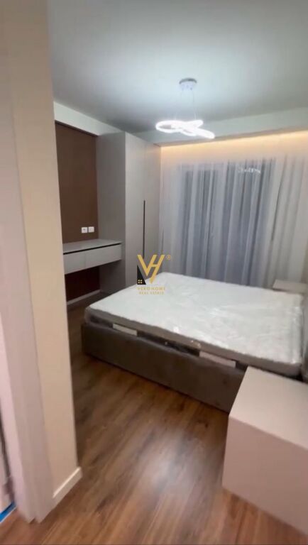 JEPET APARTAMENT 2+1+2+BLK ME QERA TE RR.DRITAN HOXHA 1.000 EURO