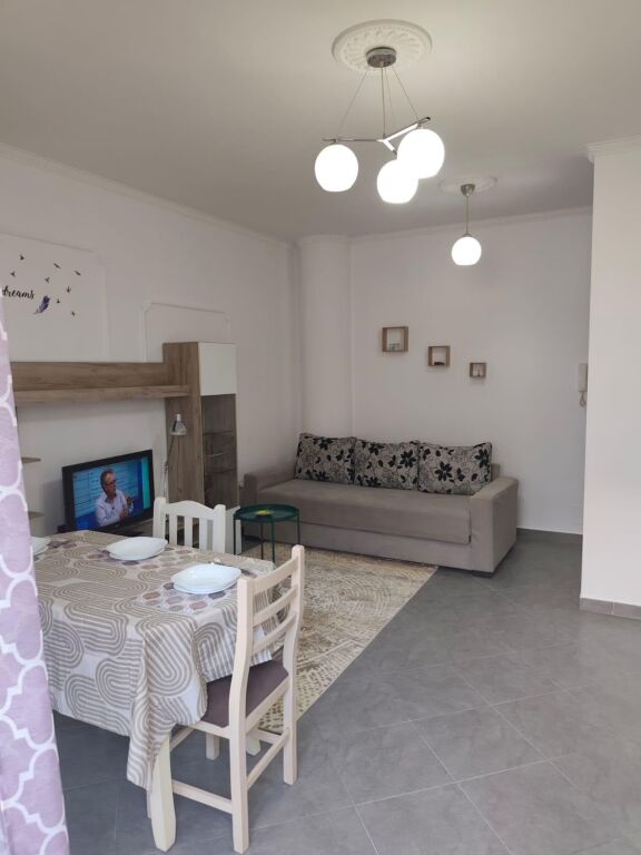 JEPET APARTAMENT ME QERA 1+1,RR NDRE MJEDA