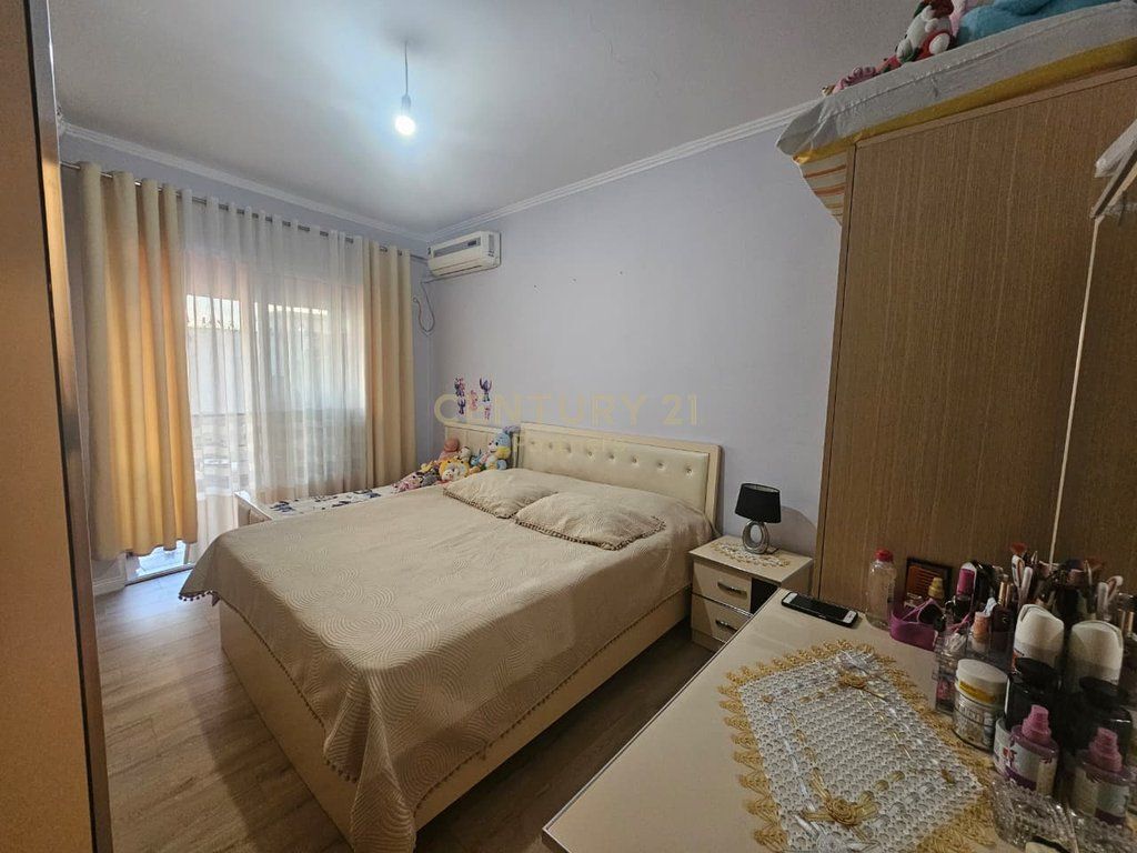 SHITET APARTAMENT 1+1 NË ASTIR