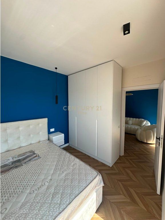 Jepet me qira apartament 1+1 perball Kompleksit Halili! 750 € /Muaj