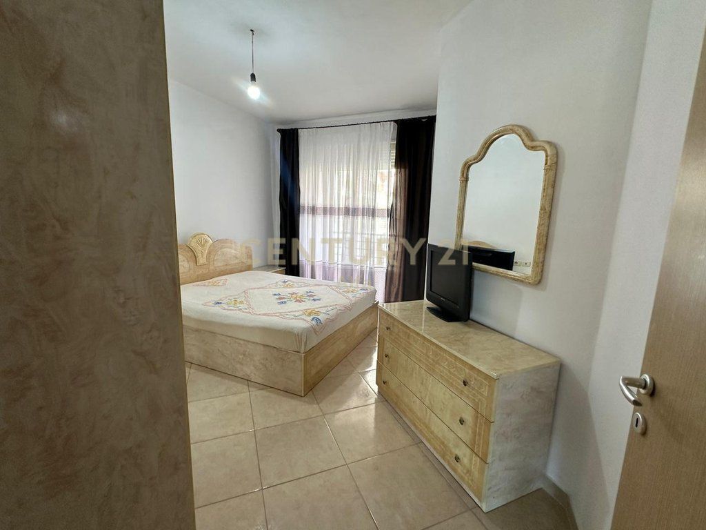 Apartament 3+1 per Qira ne Misto Mame! 500 € /Muaj