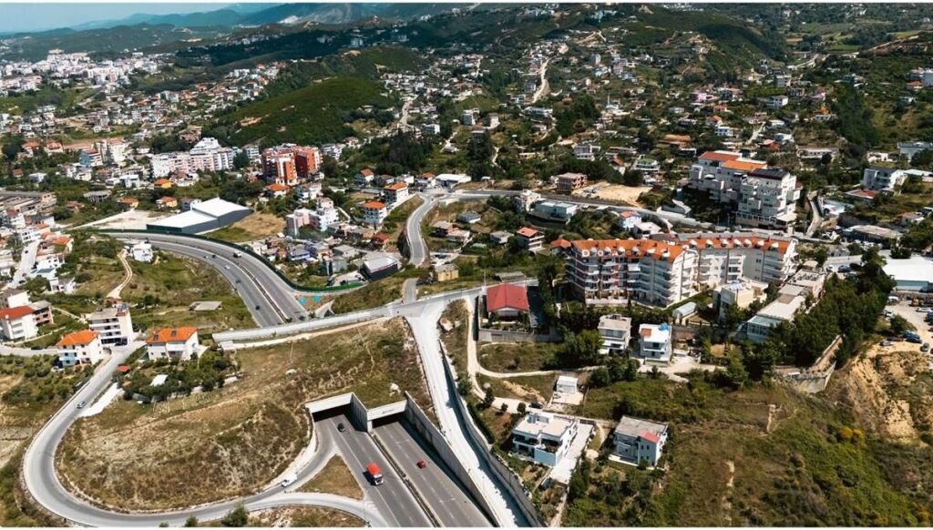 Apartament - Për Shitje - Farkë, Tiranë