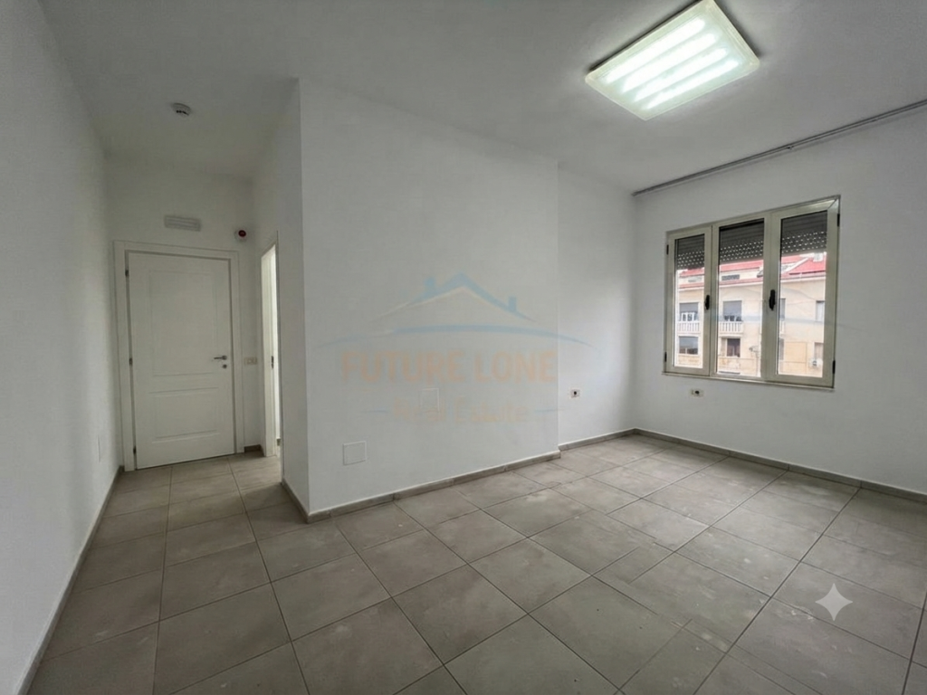 Qera, Apartament 2+1+Ballkone, Bulevardi Zogu I