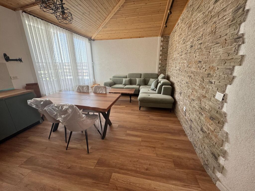 Qera | Dupleks 2 + 1 | Shkozë | 600 €/muaj – pohled 5