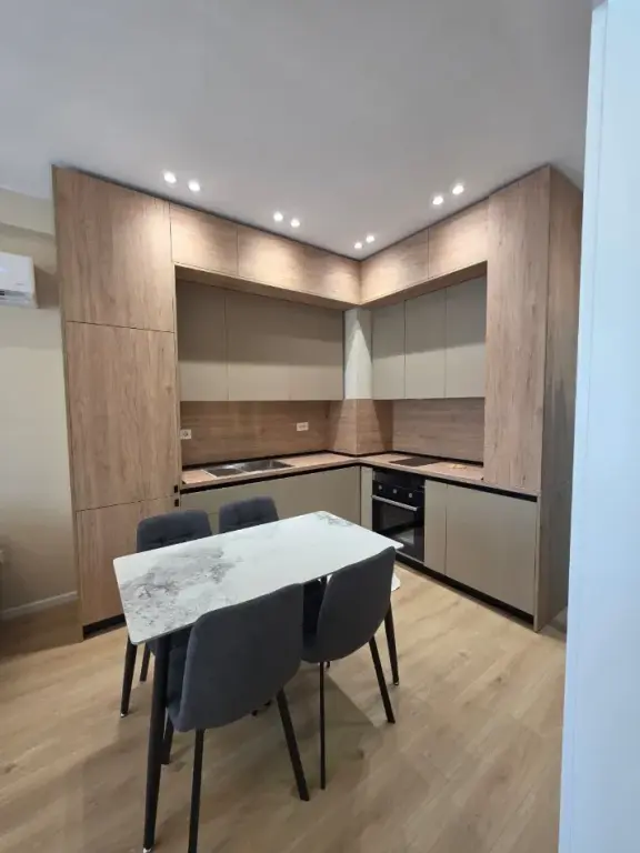 Affitto | Apartament 1 + 1 | Kompleksi Kadiu | 450 €/mese
