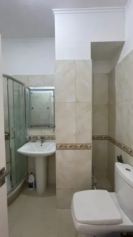 Affitto | Apartament 1 + 1 | Rruga Him Kolli | 800 €/mese