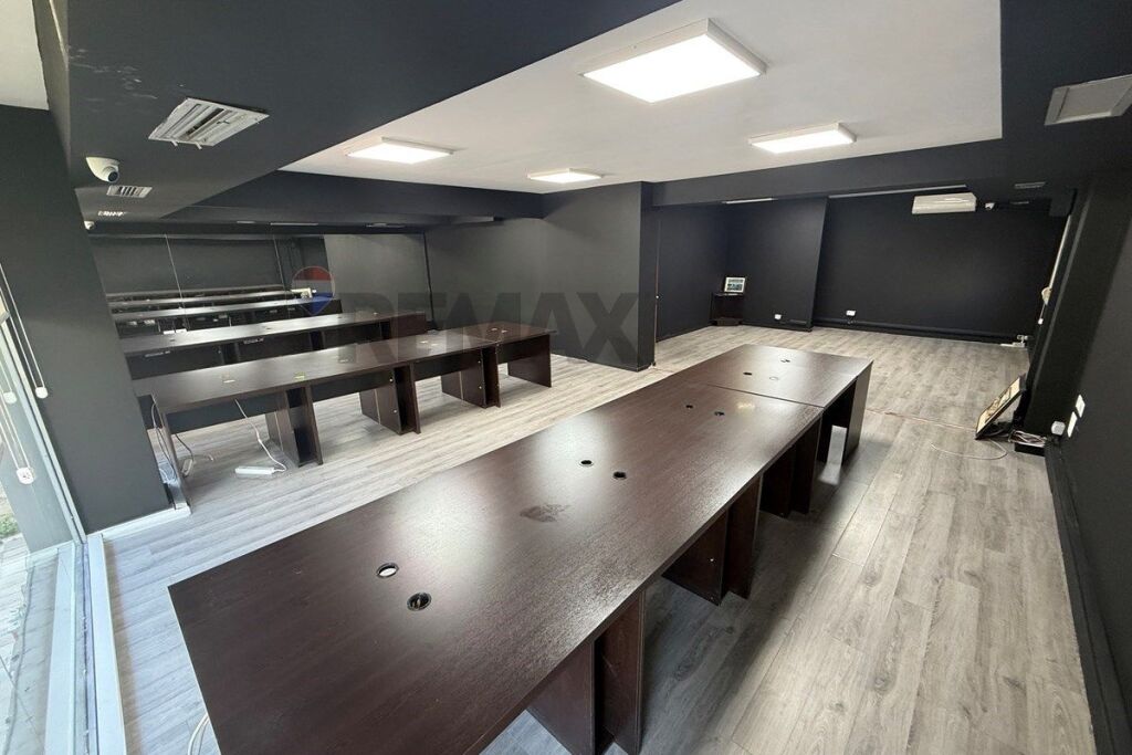 Office space for rent Petro Nini