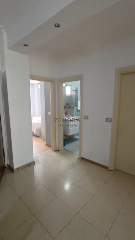 Jepet e qera apartament 2+1 – Bulevardi Zhanë D'Ark (D211015TR)