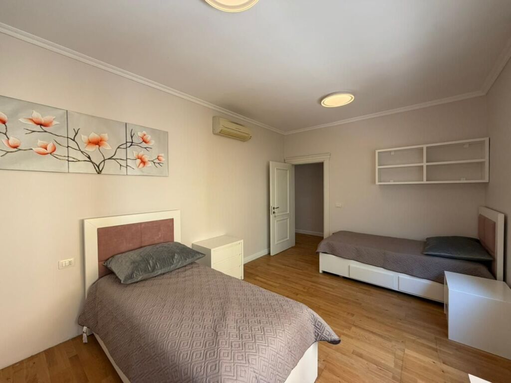 Apartament 3+1+Parking per Shitje tek Kopeshti Zoologjik.