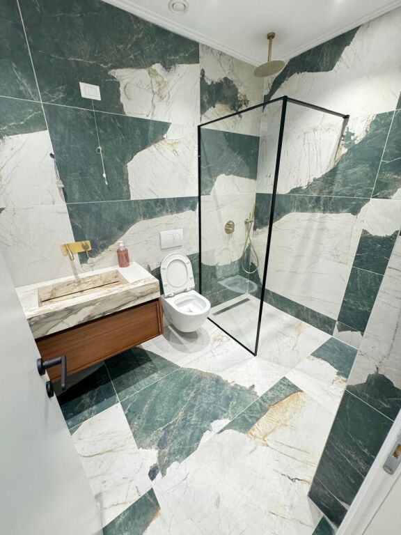Qira 3+1+2+2Poste parkimi.Lake view Residences.