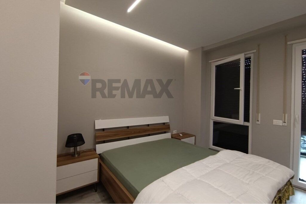Jepet me qera apartament 1+1+ post parkimi ne Don Bosko .