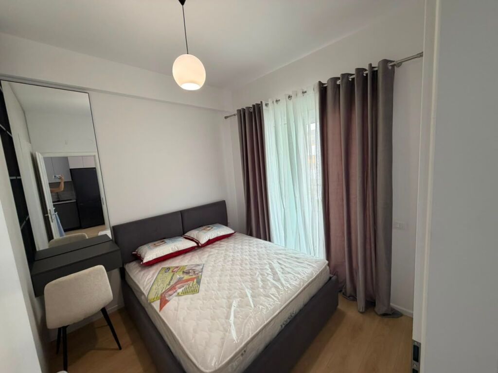 🏡 Affittasi appartamento 1+1  📍 Posizione: Complesso Kadiu💰 Prezzo: 45.000 lek/mese. Trattabile