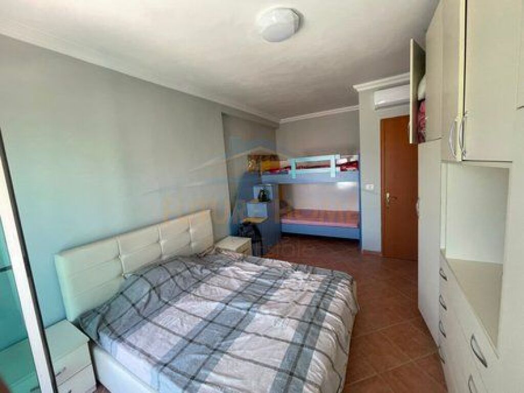 Qera, Apartament 2+1+2, Rruga "Jordan Misja", Tirane