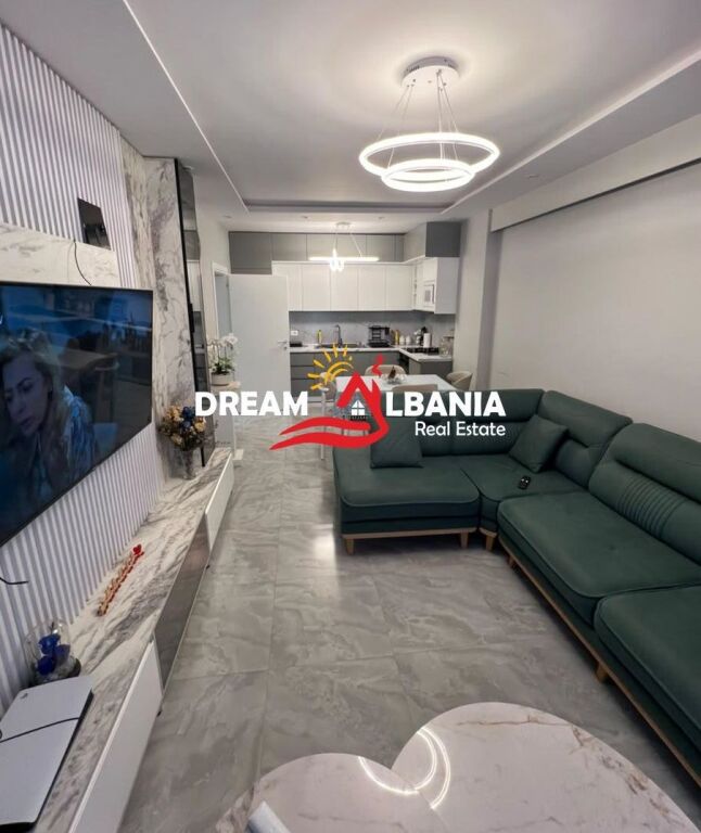 Apartament 2+1+2 Ne Shitje Ne Shkoze