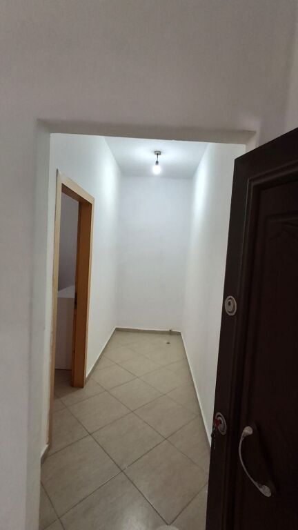 **Apartament me Qira – Eftali Koçi, Durrës**