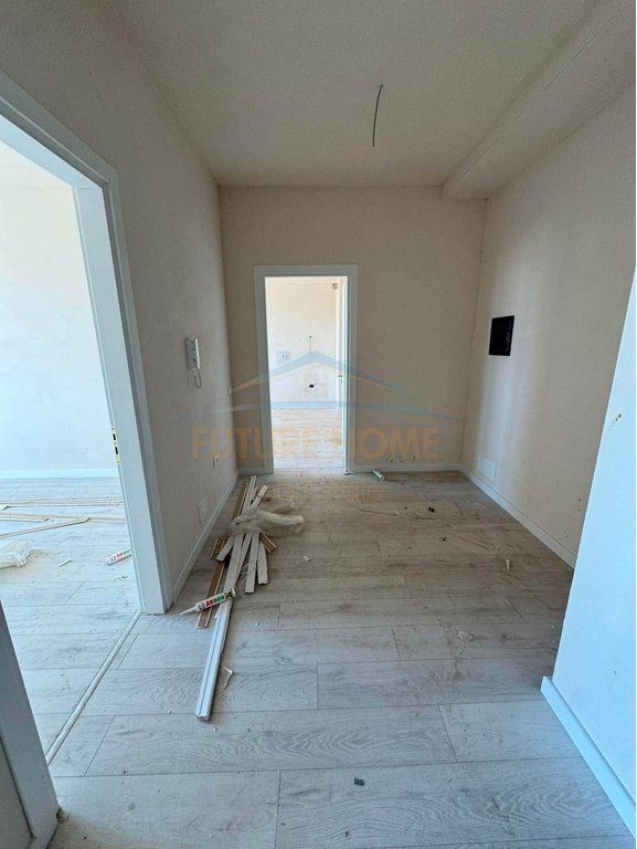 Shitet, Apartament 2+1, Urban Gate, Unaza e Re