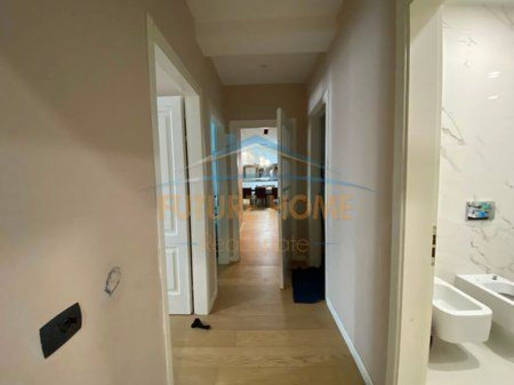 Shitet, Apartament 3+1+2, Kopshti Botanik