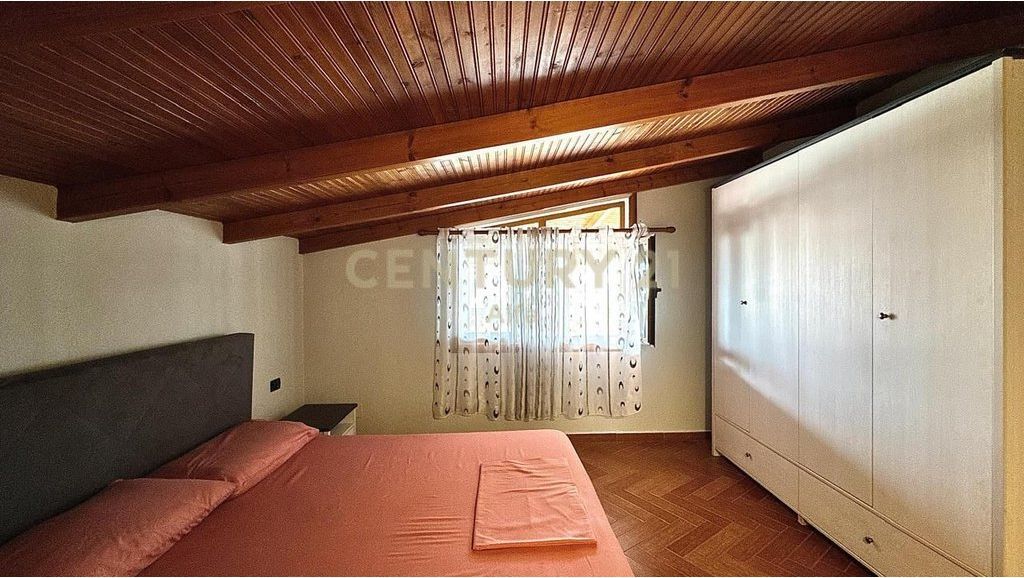 Jepet me qira apartament 3+1+2 tualete tek Vilat Gjermane!