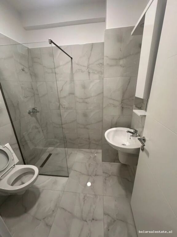 Apartament Me Qera 2+1 ne Laprake (ID B2201984) Tirane