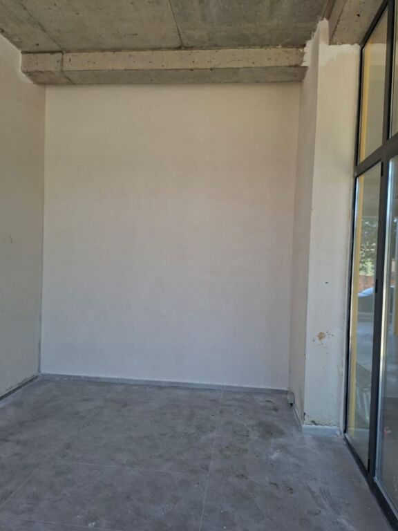 Rent | Ambjent Biznesi | Bulevardi i Ri | 350 €/month