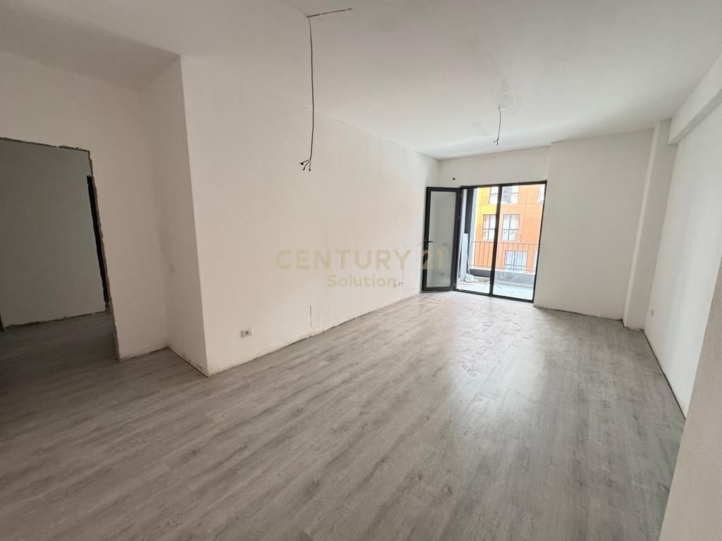 APARTAMENT 2+1+2 TUALETE PER SHITJE PRANE KOMPLEKSIT URBAN GATE 160,000 €