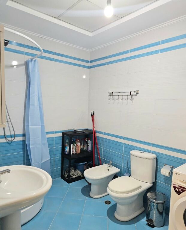 In affitto 2+1+1 Via 5 Maji 55.000 leke