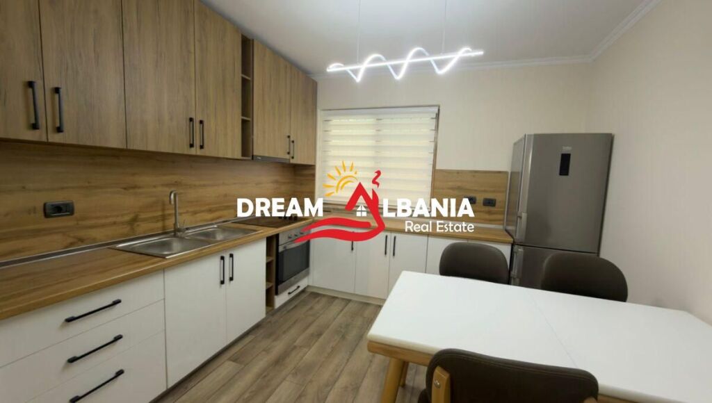 Apartament 2+1 me post parkimi me qera ne afersi te Gjykates se Rrethit ne Tirane (ID 5229001)
