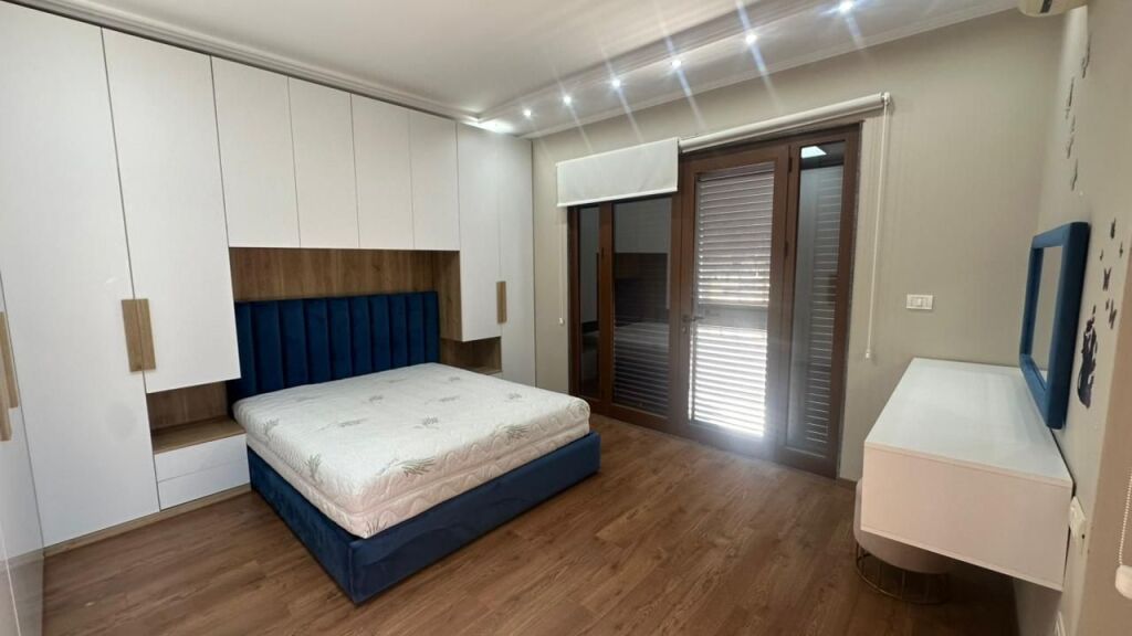 Apartament 3+1 per qira ne Bllok