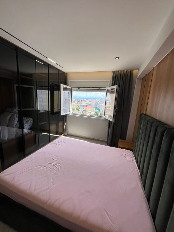 Shitet Apartament 2+1 në Lagjen 17, pranë Ujësjellësit, Durrës