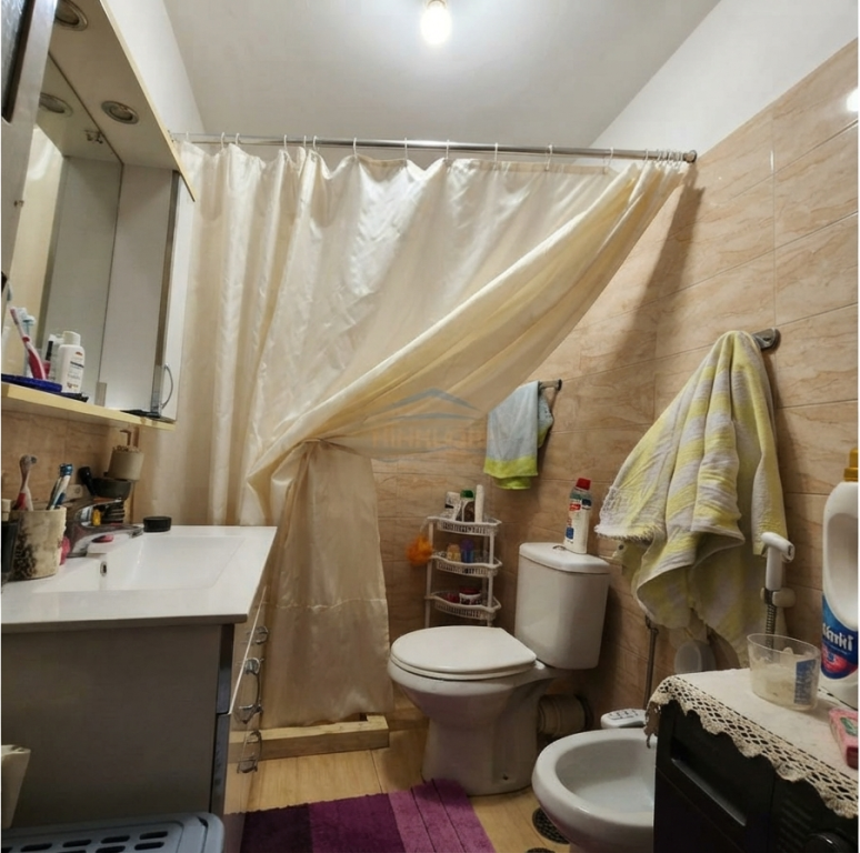Shitet , Apartament 2+1 , Rruga Besim Alla , Tirane