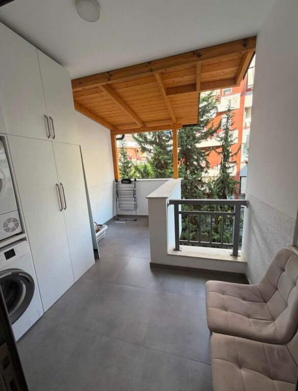Apartament 1+1 në shitje – Liqeni i Thatë, Rruga Peti