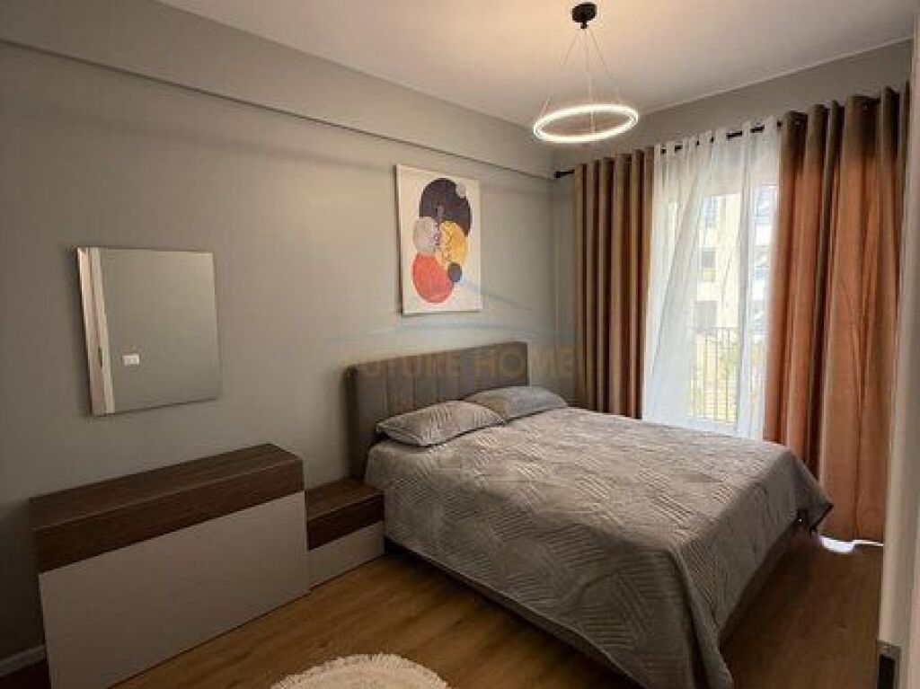 Qera, Apartament 1+1, Fresk